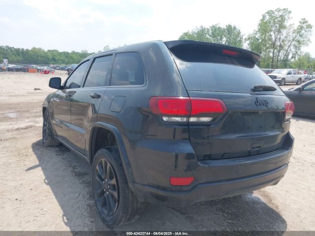 2017 JEEP GRAND CHEROKEE 1C4RJFAGXHC818834 Photo 2