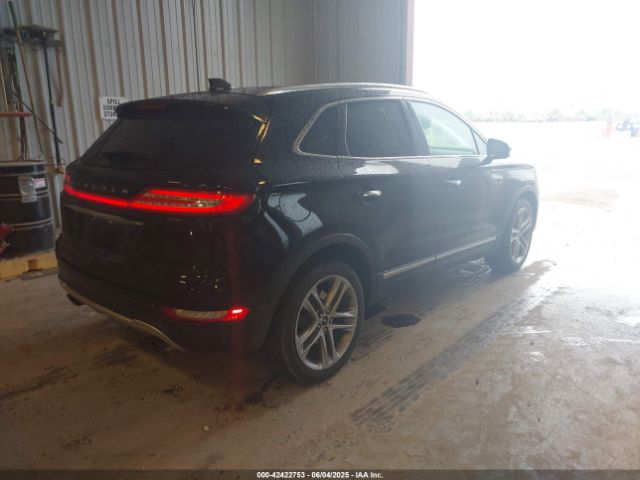 2019 LINCOLN MKC 5LMCJ3D98KUL17162 Photo 3