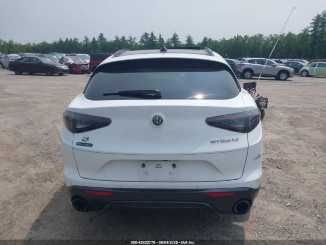 ZASPAKBN0R7D72661 Alfa Romeo Stelvio