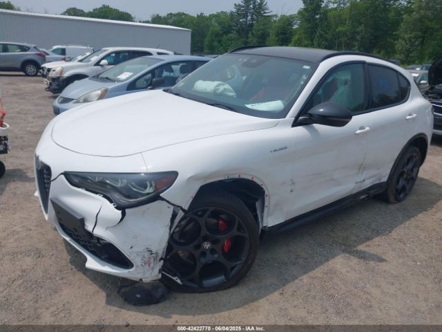 ZASPAKBN0R7D72661 Alfa Romeo Stelvio