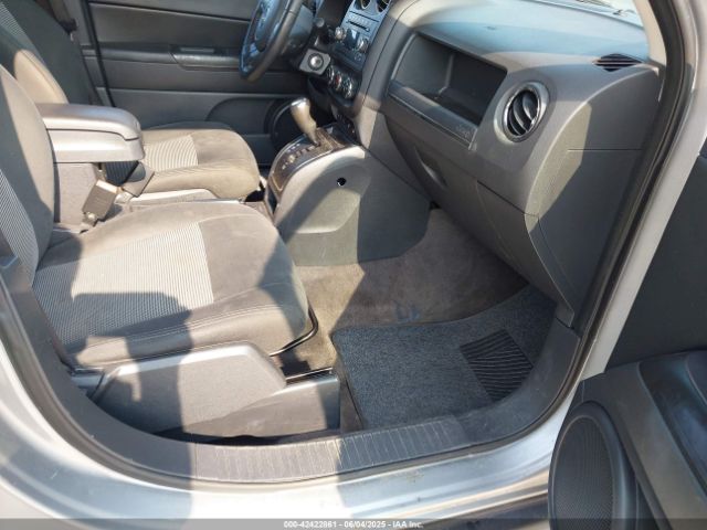 1C4NJPFB3HD183998 Jeep Patriot Latitude Fwd