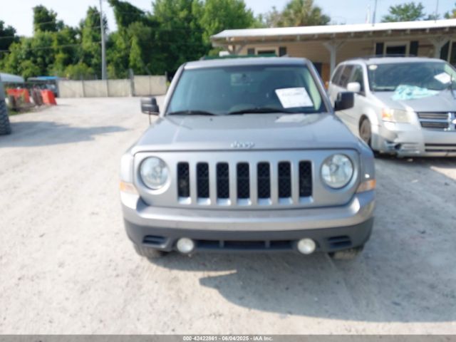 1C4NJPFB3HD183998 Jeep Patriot Latitude Fwd