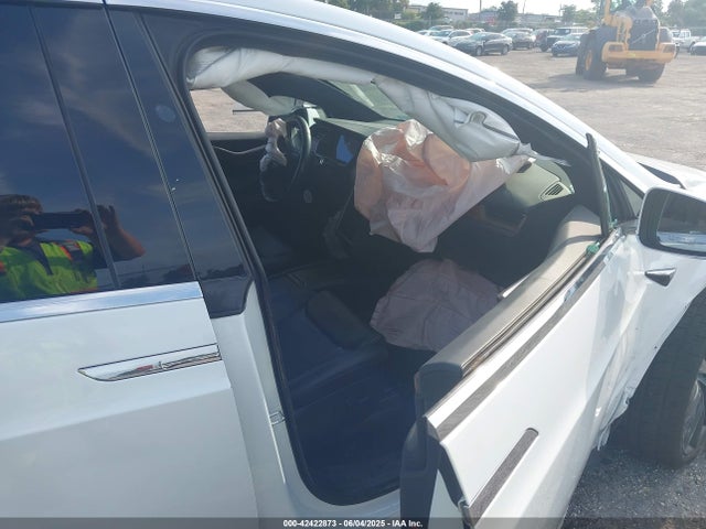 2021 TESLA MODEL X 5YJXCDE21MF319681 Photo 4