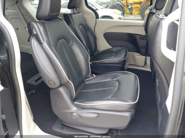 2023 CHRYSLER PACIFICA HYBRID 2C4RC1S78PR626166 Photo 7