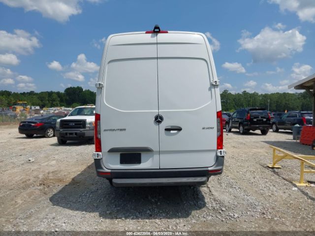 W1Y40CHY8NT113337 Mercedes-Benz Sprinter 2500 High Roof I4