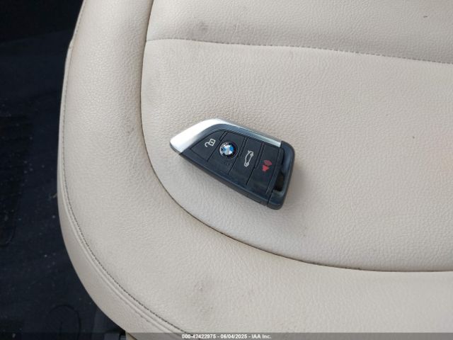 2018 BMW X1 WBXHT3C33J5K30625 Photo 10