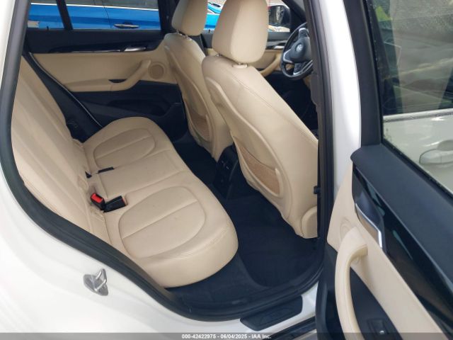 2018 BMW X1 WBXHT3C33J5K30625 Photo 7