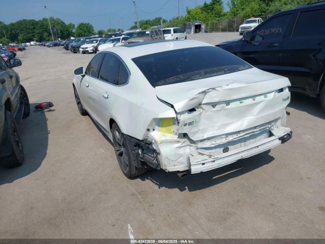 2018 VOLVO S90 LVY992ML7JP017988 Photo 2