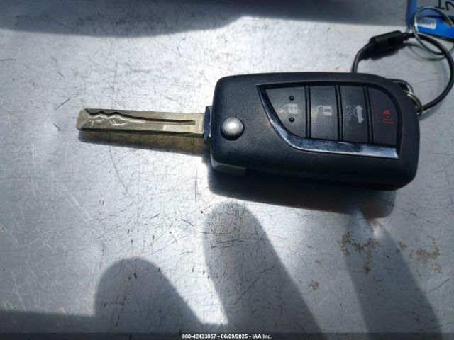 5YFEPMAE0NP368596 Toyota COROLLA LE