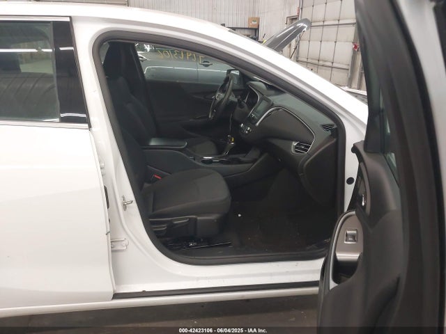 Chevrolet lfv - direct injection, variable valve timing, gen 1 2018 1G1ZB5ST8JF136440 Image 5