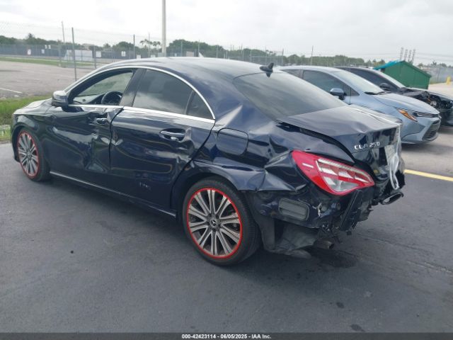 2018 MERCEDES-BENZ CLA 250 WDDSJ4EBXJN691975 Photo 2