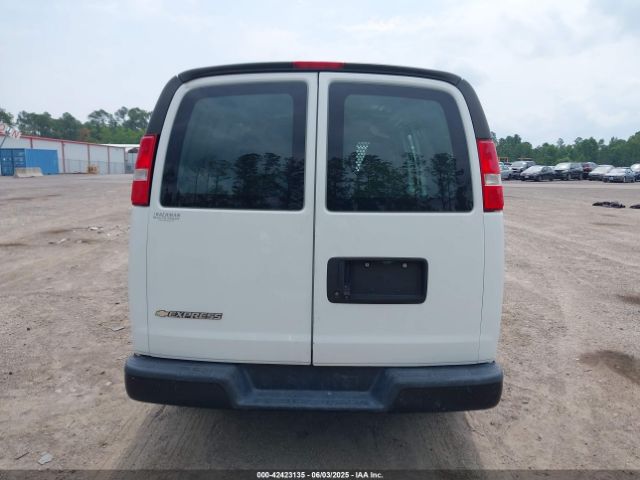 1GCWGAFP5K1365688 Chevrolet Express 2500 Work Van