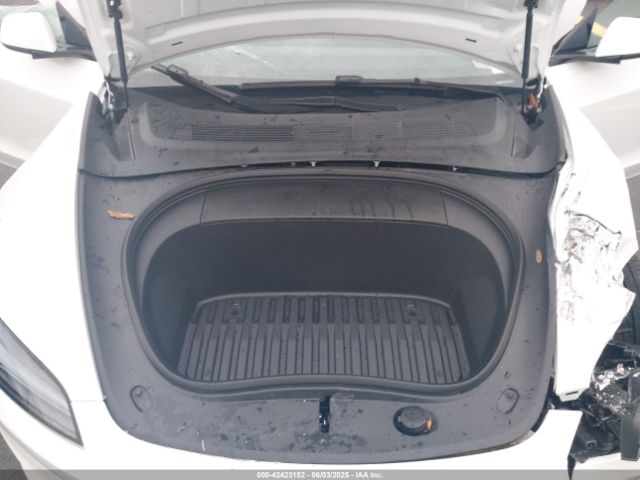 2024 TESLA MODEL 3 5YJ3E1EAXRF740594 Photo 9