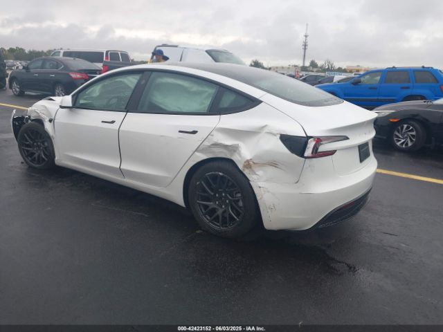 2024 TESLA MODEL 3 5YJ3E1EAXRF740594 Photo 2