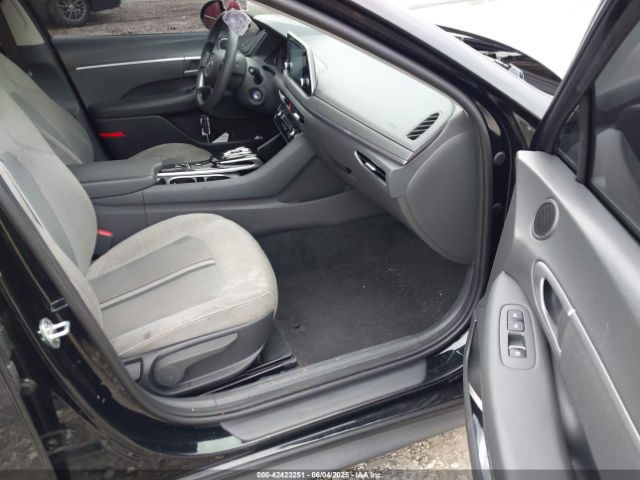2021 HYUNDAI SONATA 5NPEG4JAXMH067259 Photo 4