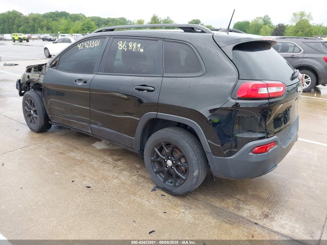 1C4PJLCB0HW578764 Jeep 2017