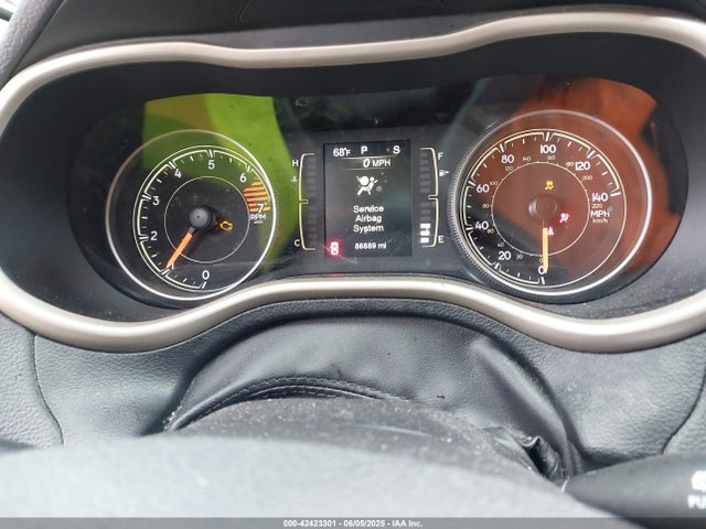 1C4PJLCB0HW578764 Jeep 2017