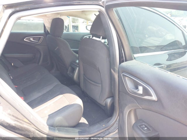 Chrysler 2015 2015 1C3CCCABXFN538176 Image 8