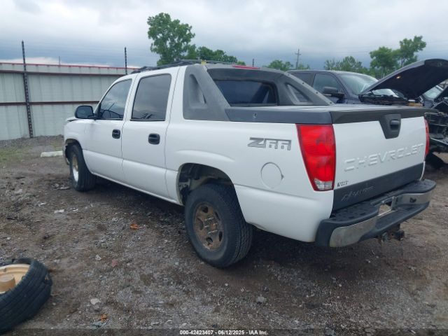 2004 CHEVROLET AVALANCHE 1500 3GNEC12T84G266692 Photo 2