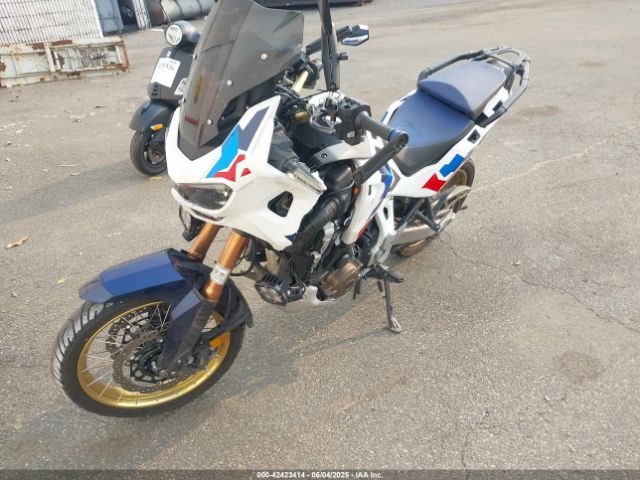 2024 HONDA CRF1100 JH2SD15E3RK000011 Photo 1