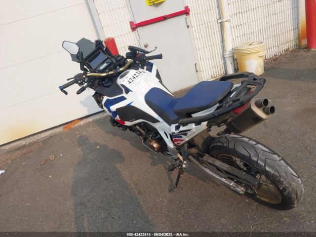 2024 HONDA CRF1100 JH2SD15E3RK000011 Photo 2