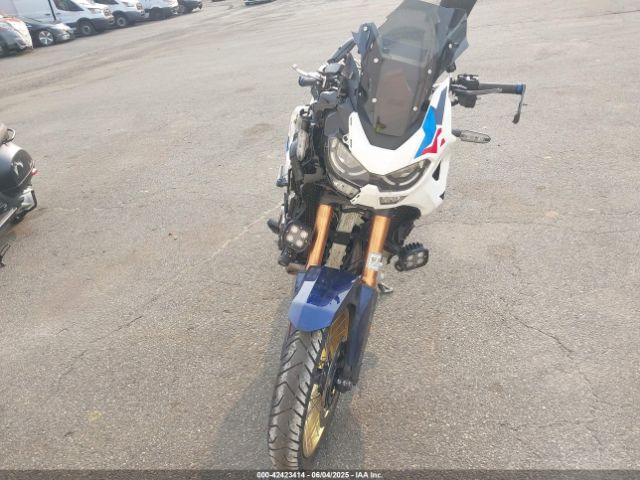 2024 HONDA CRF1100 JH2SD15E3RK000011 Photo 4