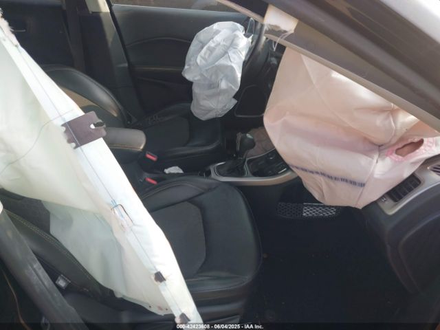 2018 JEEP COMPASS 3C4NJDBB2JT478904 Photo 4