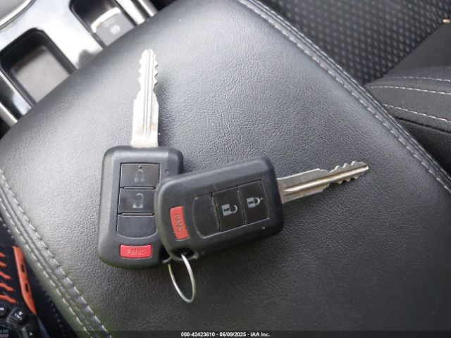 2019 MITSUBISHI OUTLANDER JA4AD2A34KZ048235 Photo 10