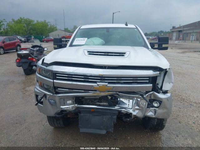 1GC1KVEY8JF225582 Chevrolet Silverado 2500hd Lt