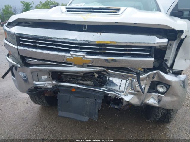 1GC1KVEY8JF225582 Chevrolet Silverado 2500hd Lt
