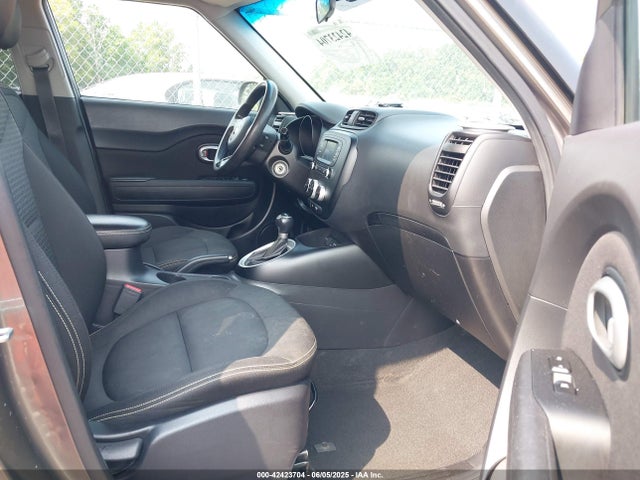 KIA SOUL + 2016 KNDJP3A57G7312166 Image 16