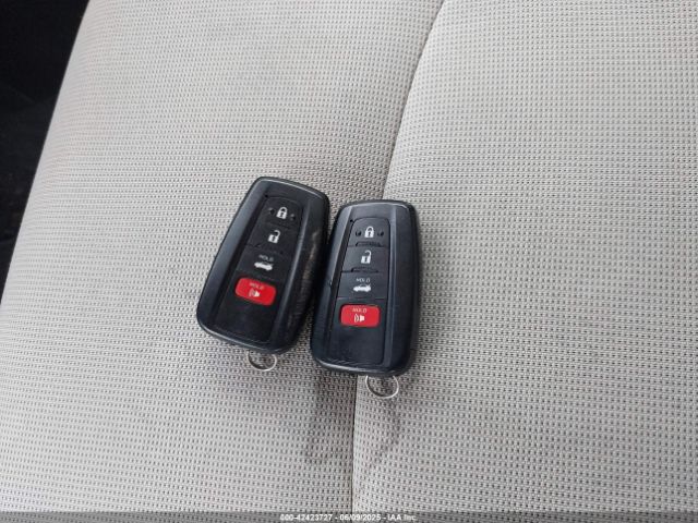 JTDVPRAE7LJ075289 Toyota 2zr-fae