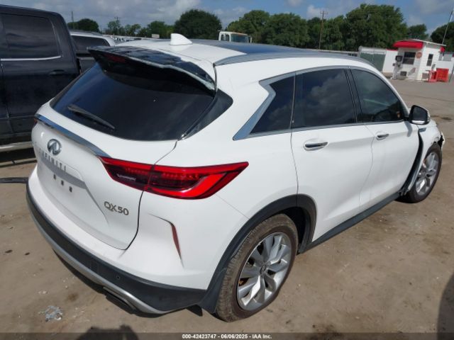 2021 INFINITI QX50 3PCAJ5BA8MF105137 Photo 3