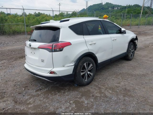 JTMRFREV5GJ076381 Toyota Rav4 Xle