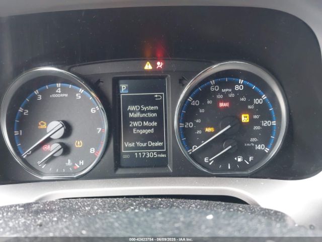 JTMRFREV5GJ076381 Toyota Rav4 Xle