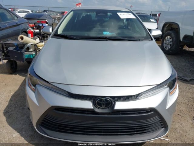 5YFB4MDE8SP250461 Toyota COROLLA LE