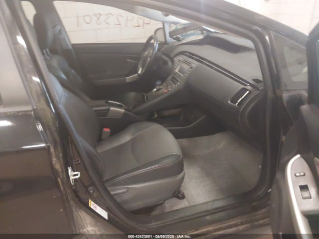 2014 TOYOTA PRIUS JTDKN3DU4E0385384 Photo 4
