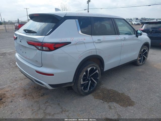 2024 MITSUBISHI OUTLANDER JA4J3VA81RZ026221 Photo 3