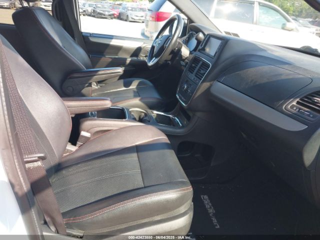 2C4RDGEG9HR740464 Dodge Grand Caravan Gt