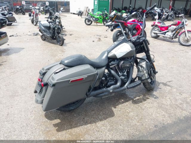 2018 HARLEY-DAVIDSON FLHRXS 1HD1KVC10JB686013 Photo 3