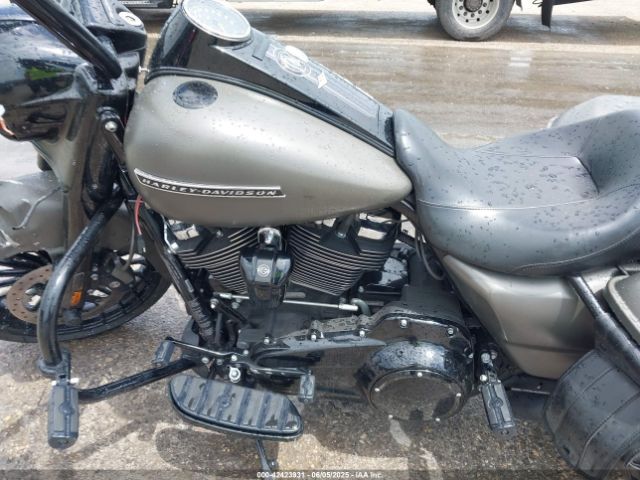 2018 HARLEY-DAVIDSON FLHRXS 1HD1KVC10JB686013 Photo 8