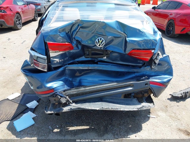 3VWD17AJ3FM260636 Volkswagen 2015