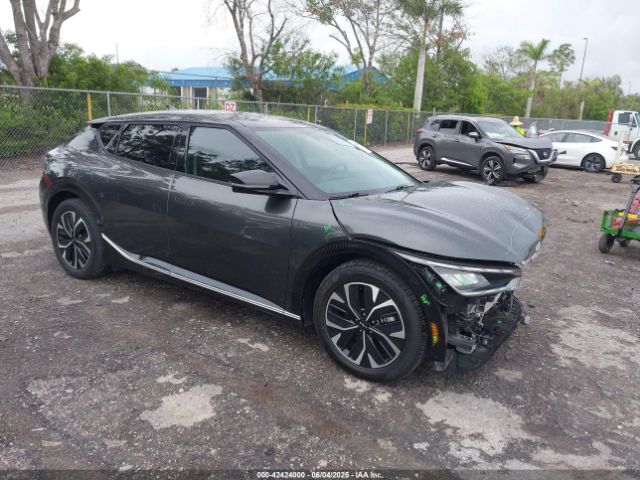 2023 KIA EV6 KNDC34LA2P5111419