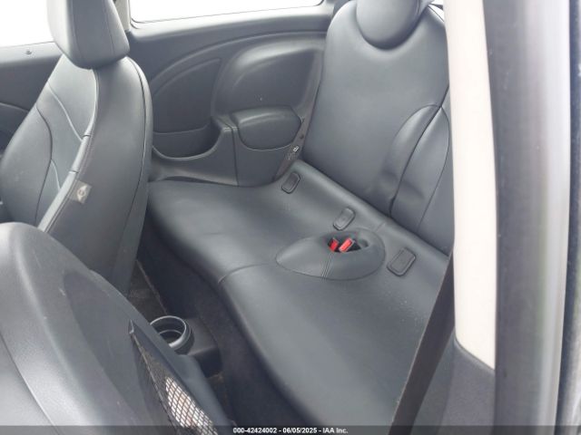 2006 MINI COOPER S WMWRE33516TJ37034 Photo 7