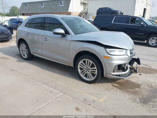 2018 AUDI Q5 WA1BNAFY1J2106440 Photo 0