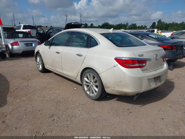 1G4PS5SK2E4140759 Buick lea