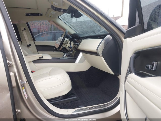 SALKPBFU6RA240857 Land Rover aj120p6h