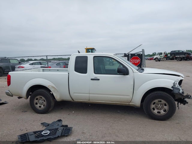 1N6BD0CT3GN718817 Nissan 2016