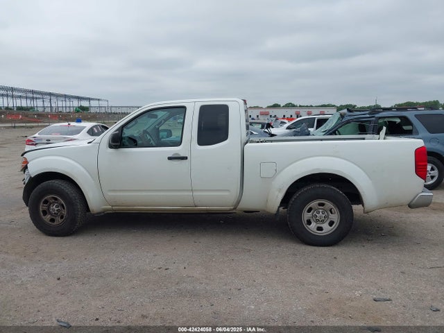1N6BD0CT3GN718817 Nissan 2016