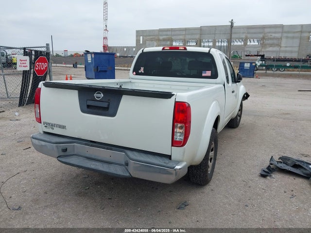 1N6BD0CT3GN718817 Nissan 2016